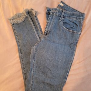 Womens Levi jeans
